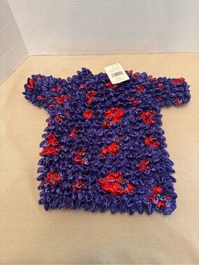 NWT F.C. Popcorn Bubble Stretch Crinkle Short Sleeve Top - Red Hat Ladies OSFM
